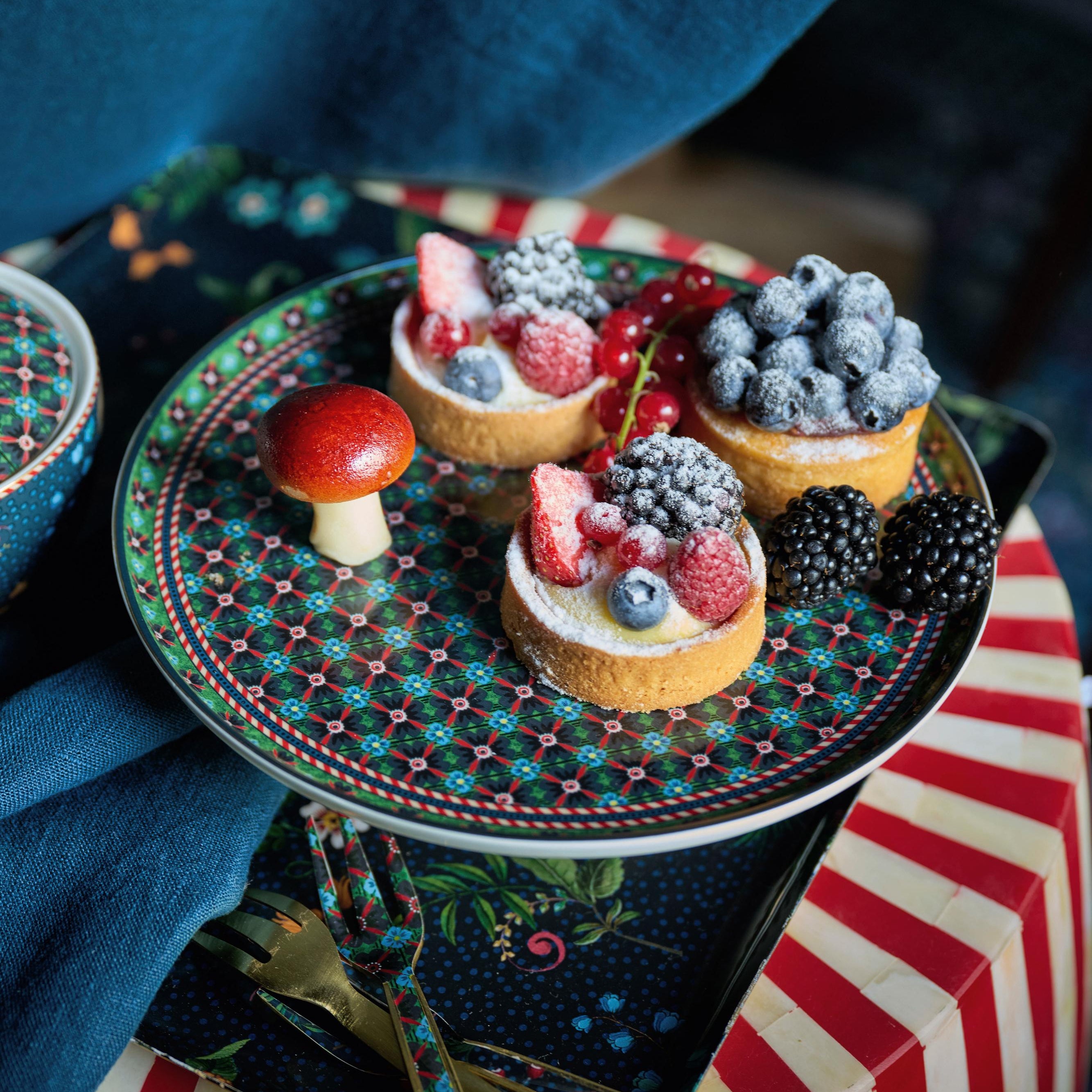 Pip Studio Berry Blues bundel – ontbijtborden, taartplateau & serveerschaal