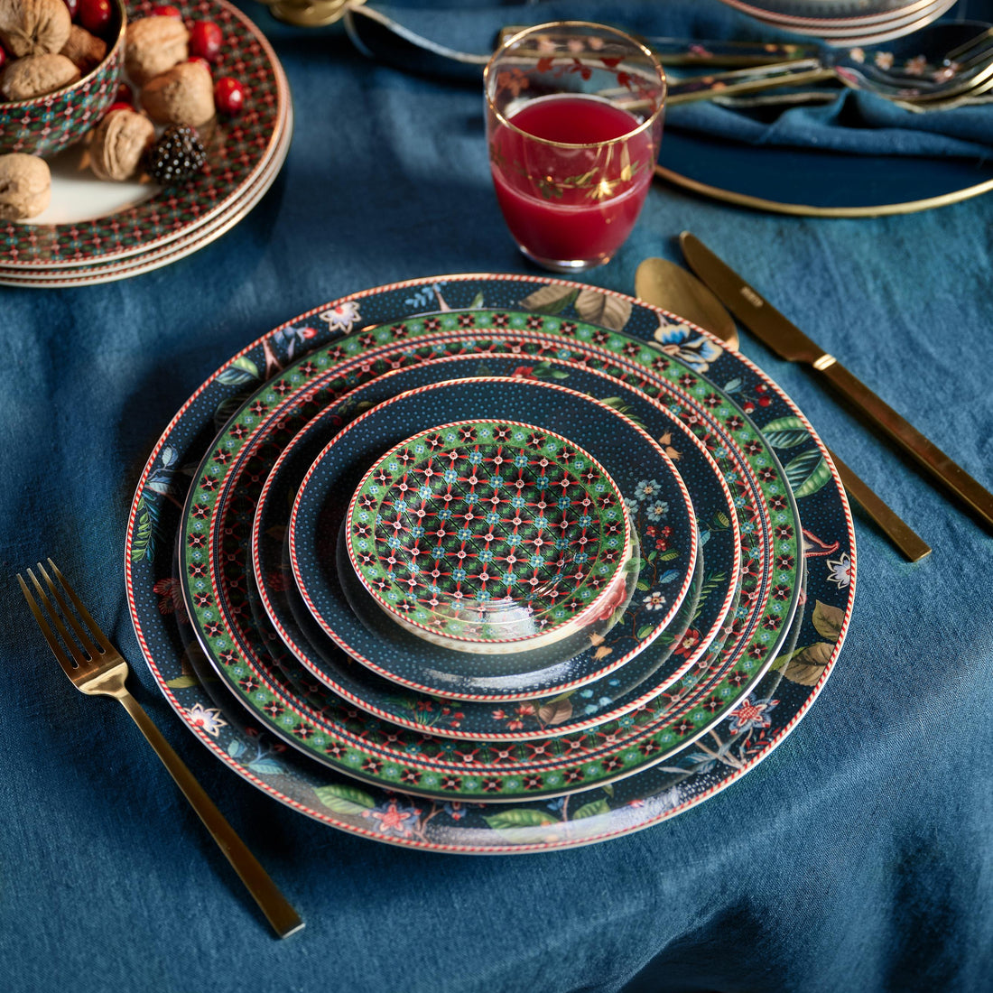 Pip Studio Clover Green petit four bordje ⌀12cm