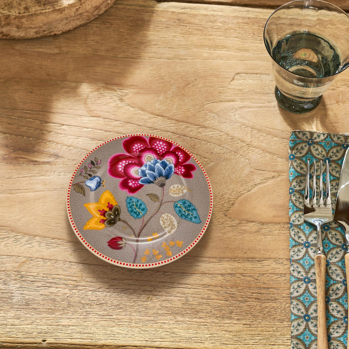 Gebaksbord bruin of khaki van Pip Studio Blooming tales fantasy