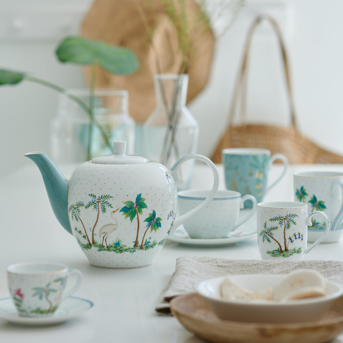 Pip Studio Jolie Wit Theepot - 1.6 liter