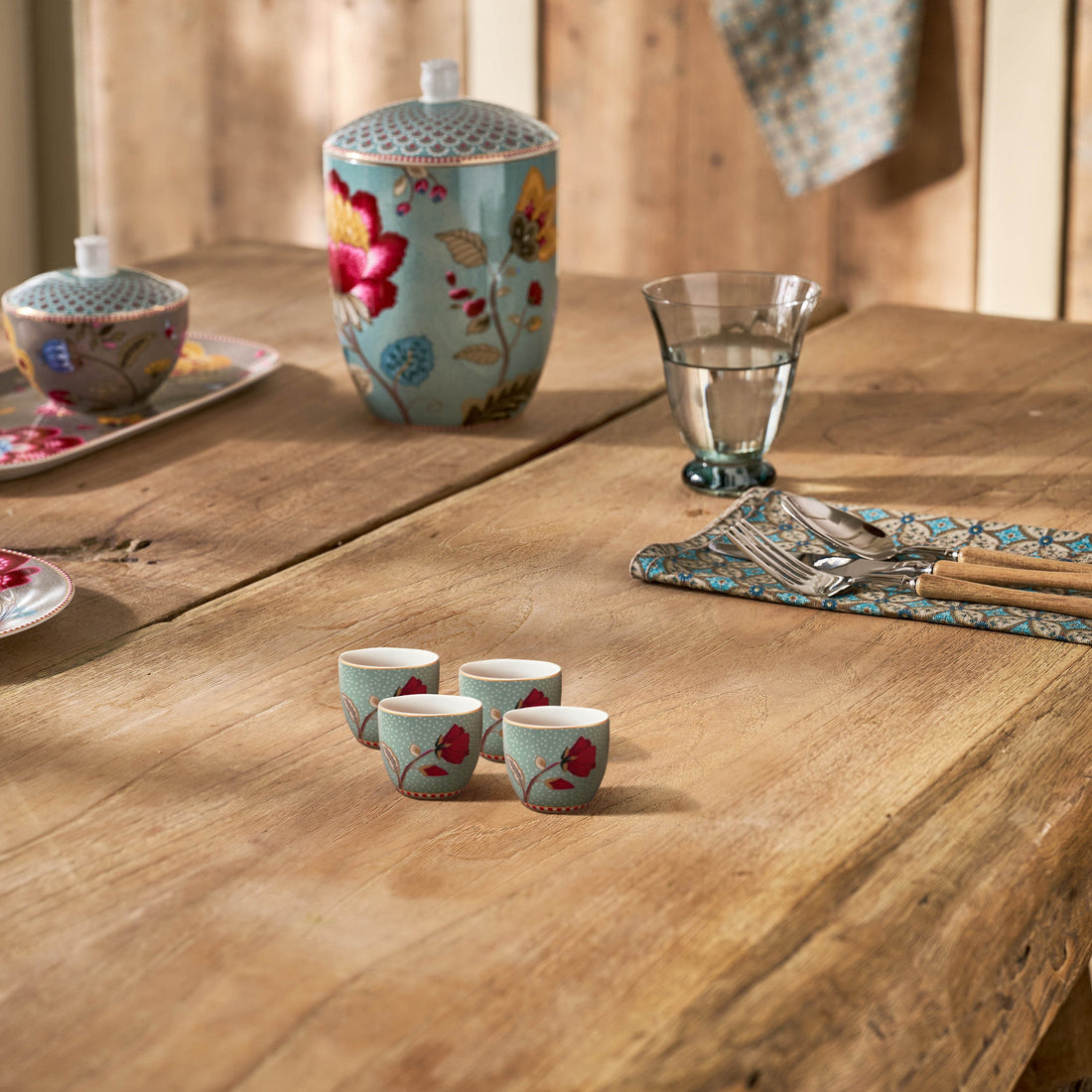 Pip Studio Blooming Tales Fantasy Blue eierdoppen set van vier