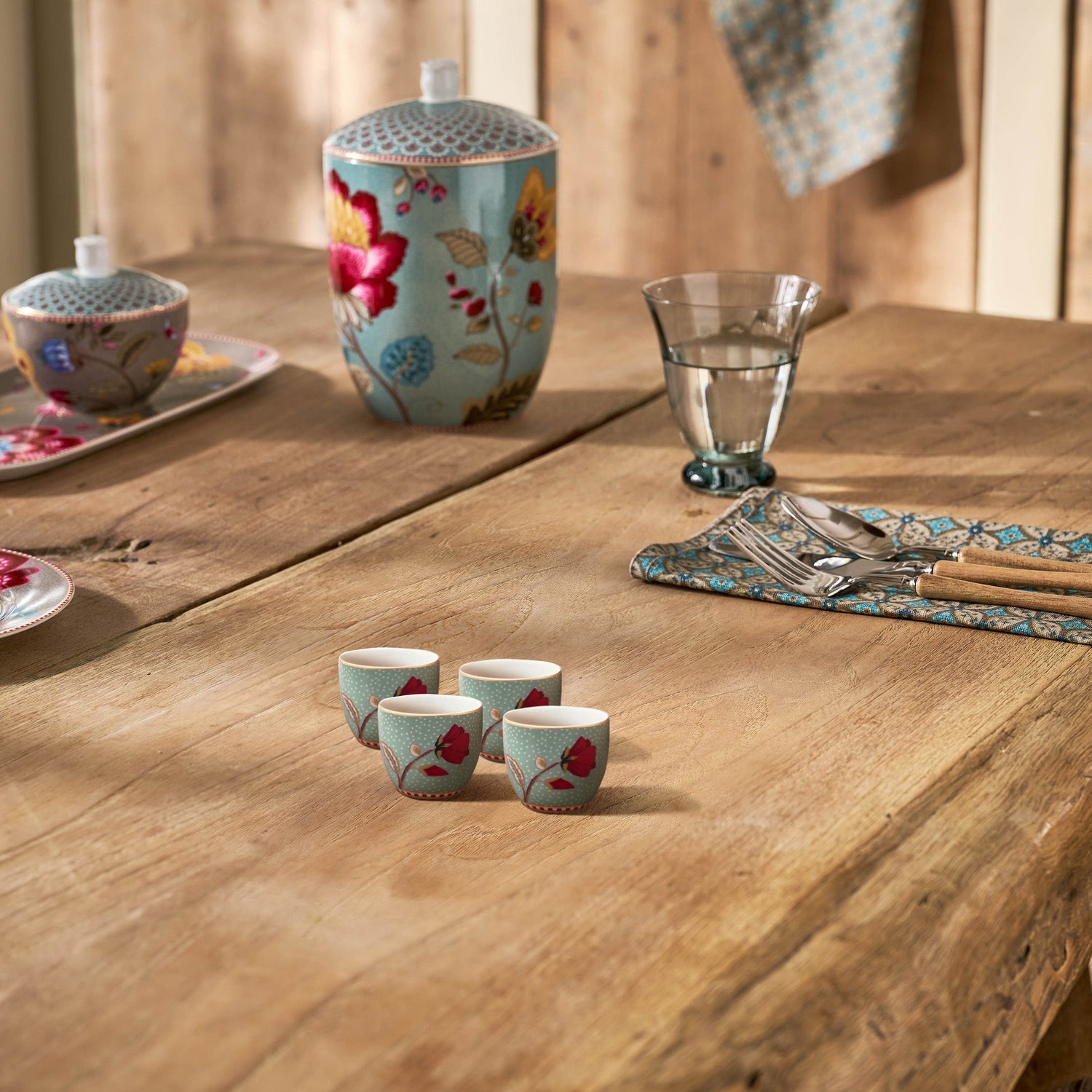 Pip Studio Blooming Tales Fantasy Blue eierdoppen set van vier