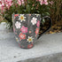 Zwarte mok met roze bloemen Tokyo Design Studio kawaii Flowers
