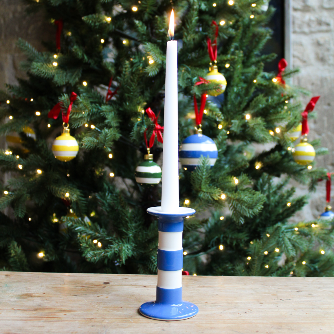 Kerst sfeerbeeld kandelaar voor kerstboom